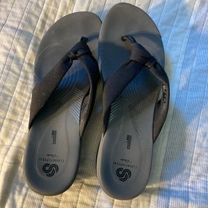 Ladies sandals